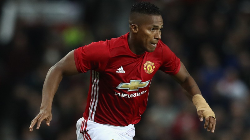 Liga Inggris - Antonio Valencia Sudah 200 Kali Tampil di Primer League Liga Inggris - Antonio Valencia Sudah 200 Kali Tampil di Primer League