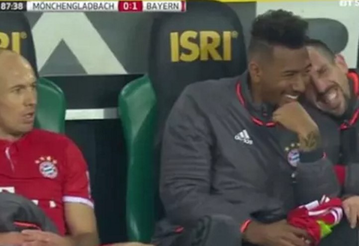 Liga Jerman - Arjen Robben Marah Malah Membuat Pemain Bayern Munchen Lain Ngakak Liga Jerman - Arjen Robben Marah Malah Membuat Pemain Bayern Munchen Lain Ngakak