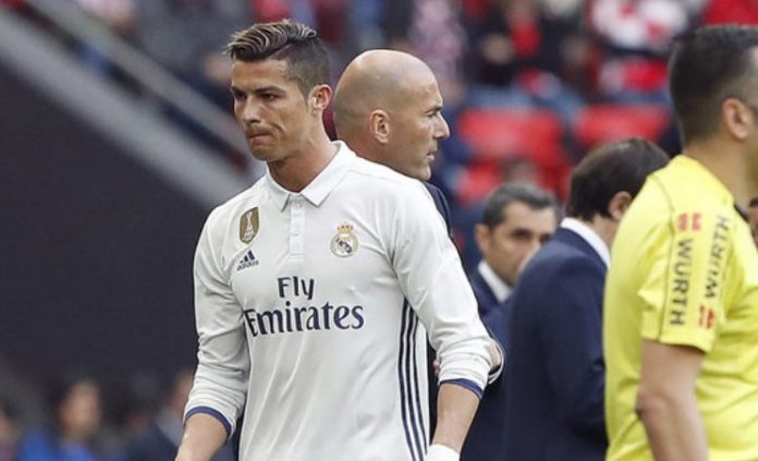 Cristiano Ronaldo - Zinedine Zidane Cristiano Ronaldo - Zinedine Zidane