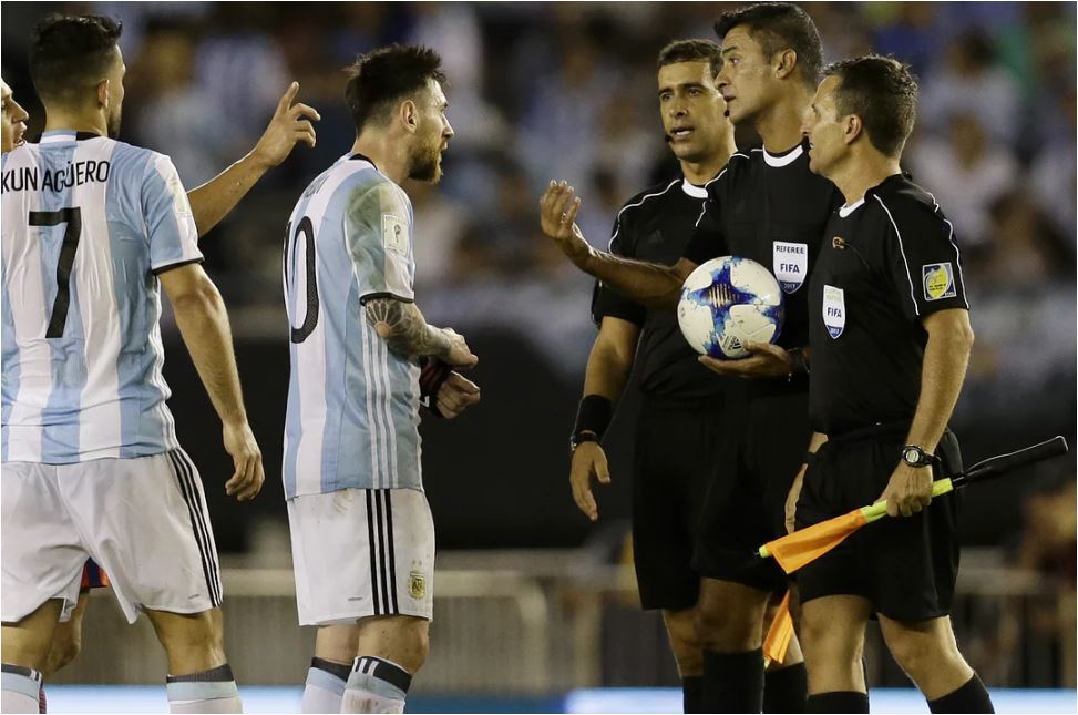 Piala Dunia - Lionel Messi Bilang Makiannya Ditujukan ke Udara Piala Dunia - Lionel Messi Bilang Makiannya Ditujukan ke Udara
