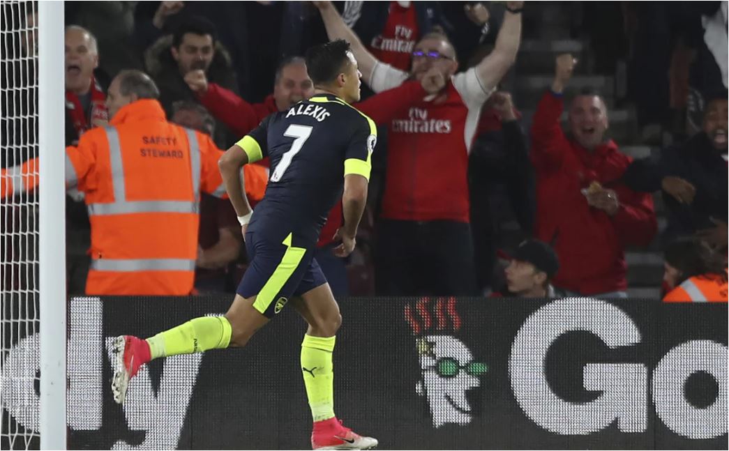 Liga Inggris - Arsenal Gusur Manchester United Liga Inggris - Arsenal Gusur Manchester United