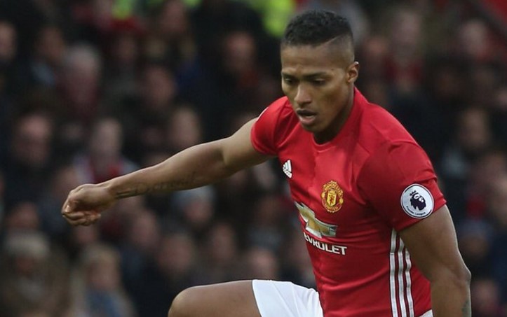 Liga Inggris - Antonio Valencia Kaget Jadi Pemain Terbaik Manchester United - Liga Inggris Liga Inggris - Antonio Valencia Kaget Jadi Pemain Terbaik Manchester United - Liga Inggris