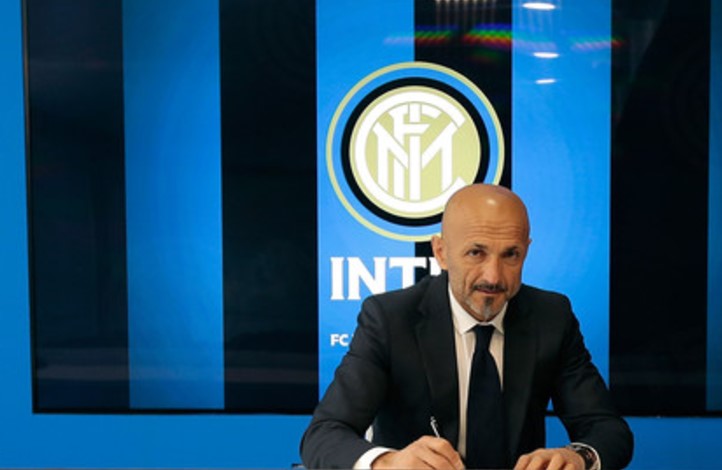 Liga Italia - Spalletti Ogah Dituduh Pensiunkan Francesco Totti Liga Italia - Spalletti Ogah Dituduh Pensiunkan Francesco Totti