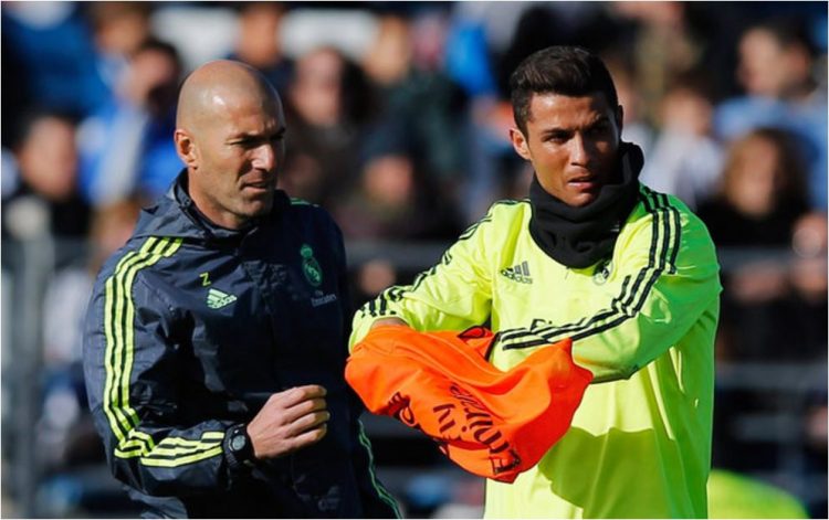 Liga Spanyol - Isi Bujukan Zinedine Zidane Terhadap Ronaldo Liga Spanyol - Isi Bujukan Zinedine Zidane Terhadap Ronaldo