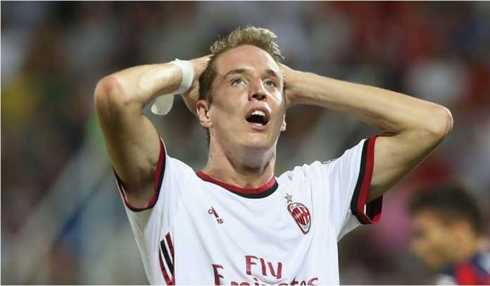 Hasil Liga Italia, Verona vs AC Milan Suso, pemain AC Milan, terkena kartu merah di laga Liga Italia di kandang Hellas Verona, Minggu malam WIB