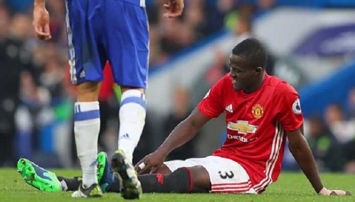 Eric Bailly Absen 8 Pekan Lagi Manchester United dipastikan kehilangan Eric Bailly lebih lama lagi, karena pemain asal Pantai Gading itu alami kemunduran dan harus absen delapan pekan lagi.