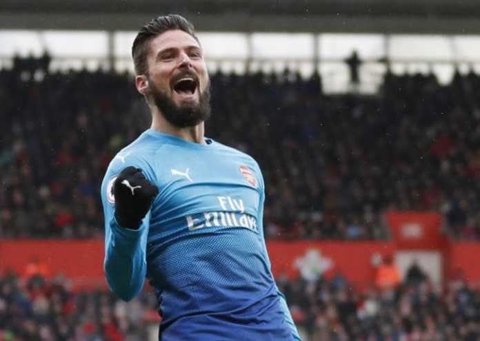 Olivier Giroud Olivier Giroud jadi pahlawan laga Liga Inggris setelah mencetak gol penyeimbang kedudukan di menit akhir dalam pertandingan melawan Southampton yang berakhir dengan skor 1-1.