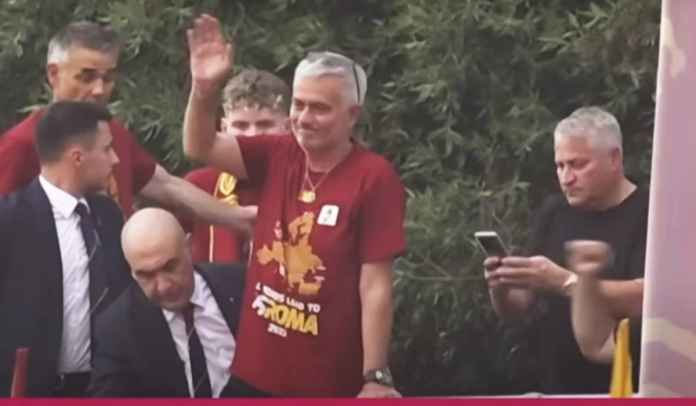 Legenda AS Roma Sanjung Selangit Jose Mourinho