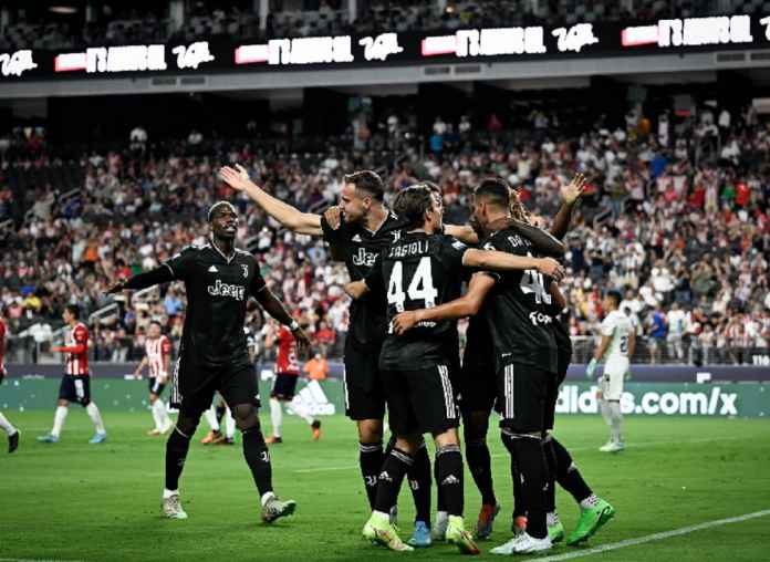 Liga Internasional, Juventus, Guadalajara