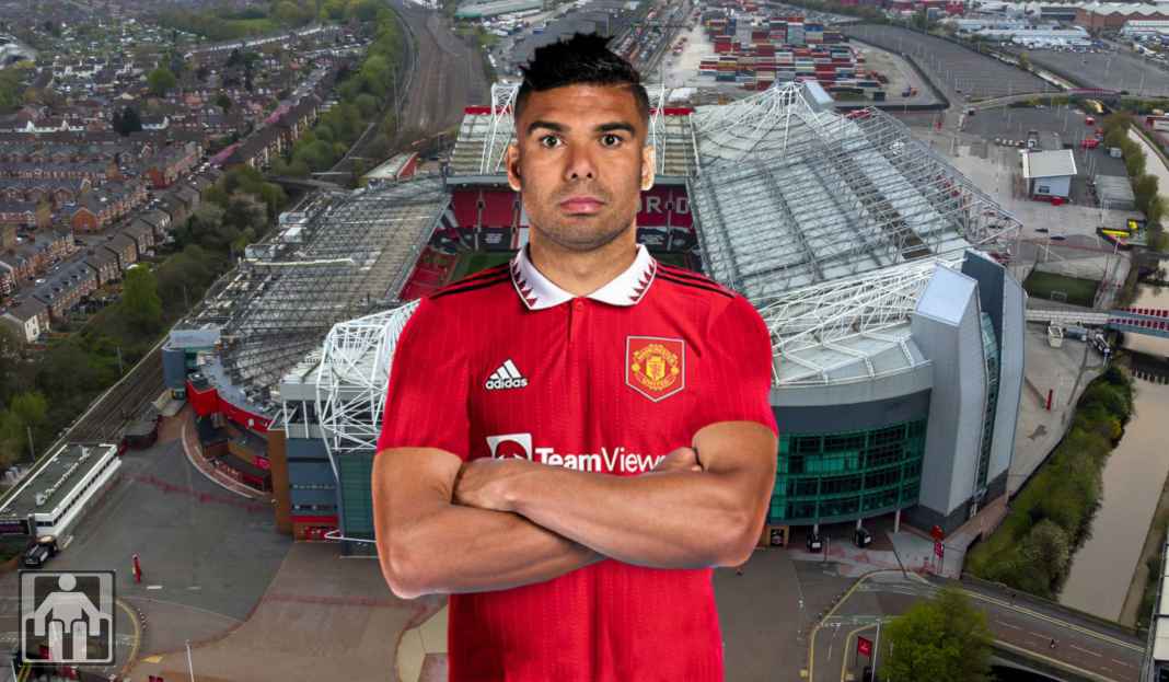 Casemiro dipuji Varane Raphael Varane Puji Casemiro Sebagai Pejuang, Bakal Beri Pengaruh Besar Bagi Man Utd