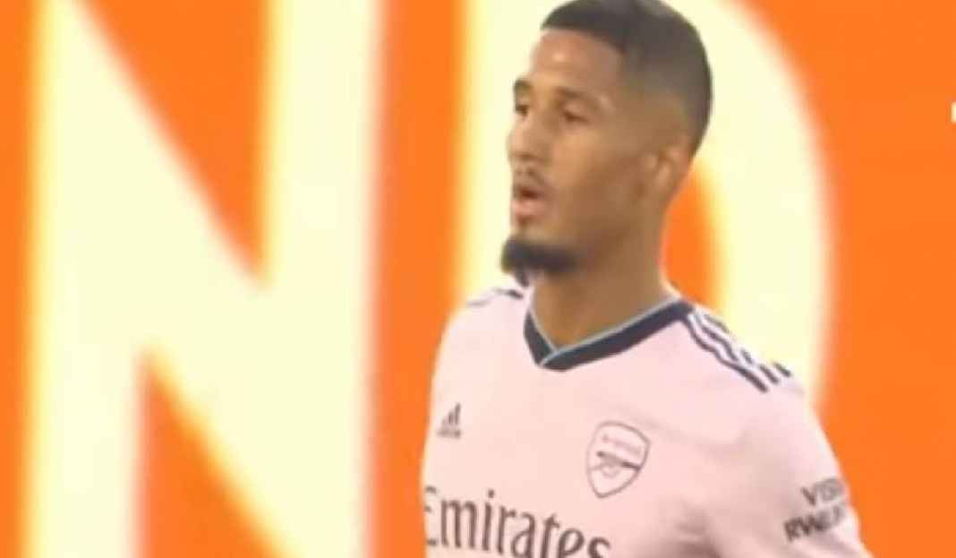 Eks Spurs Minta-minta Maaf ke William Saliba Mantan Pemain Tottenham Hotspur Minta Maaf ke William Saliba, Emang Ada Apa?