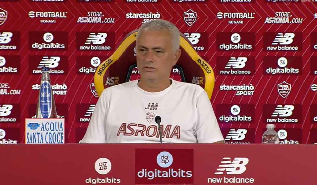 Jose Mourinho Bahas Bursa Transfer AS Roma Jelang Lawan Salernitana, Jose Mourinho Bahas Transfer AS Roma