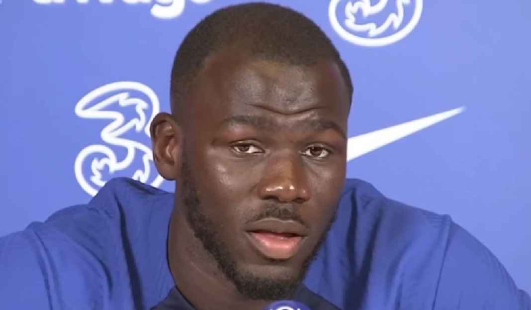Kalidou Koulibaly Ogah Disamakan dengan Rudiger Cara Kalidou Koulibaly Supaya Tak Diteror Fans Chelsea