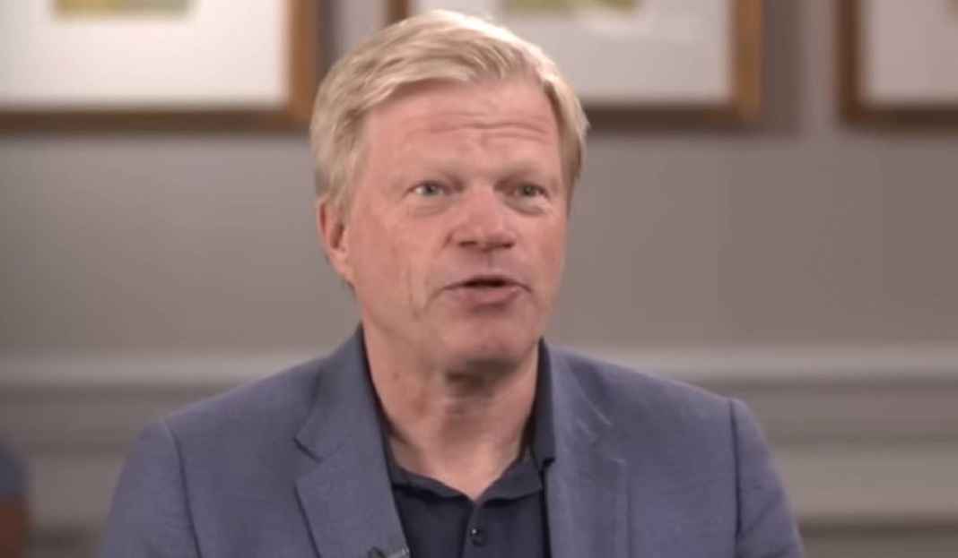 Oliver Kahn Beberkan Alasan Mengapa Bayern Munchen Tak Butuh Penyerang Baru Oliver Kahn Ungkap Alasan Bayern Munchen Tak Butuh Striker Baru