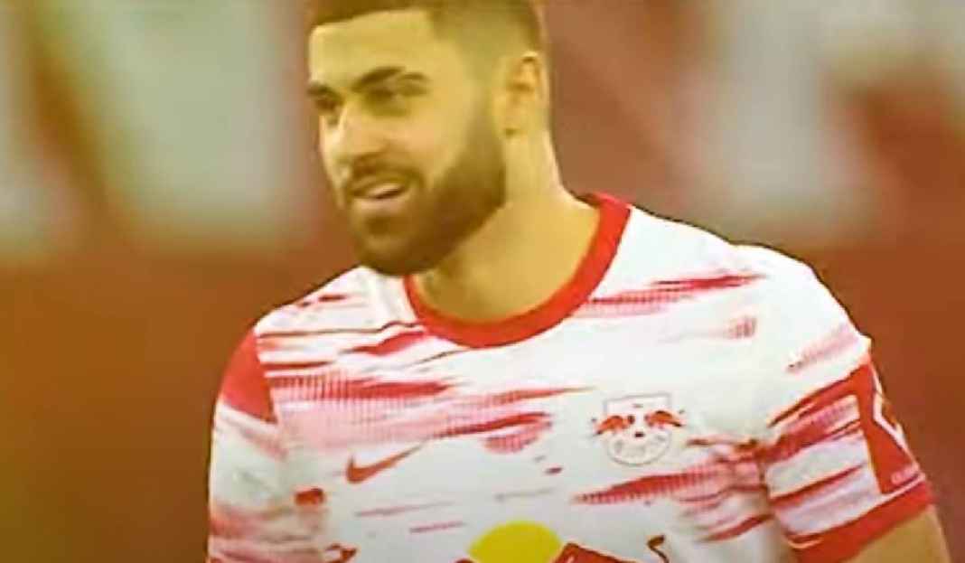 RB Leipzig Bikin Gigit Jari Manchester City untuk Bek Kiri RB Leipzig Sombong Amat, Bek Kiri Ditawar Manchester City Rp 1,2 Triliun Ditolak