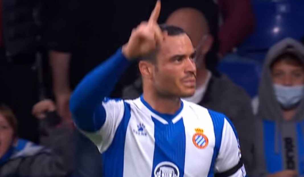 Real Madrid Buka Peluang Bereuni dengan Raul de Tomas Real Madrid Lagi Butuh Penyerang, Raul de Tomas Buka Peluang Balik ke Bernabeu