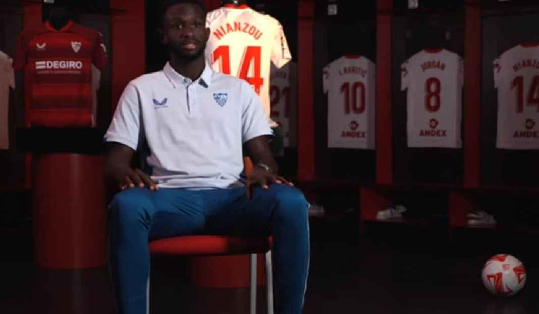 Tanguy Nianzou Beberkan Targetnya Usai Resmi Berseragam Sevilla Target Bek Anyar Sevilla Setelah Resmi Bergabung