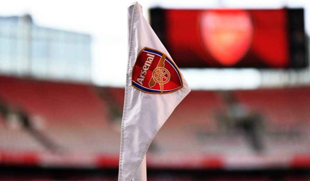 Alasan David Seaman Nggak Yakin Arsenal Juara Liga Inggri Musim Ini Arsenal Belum Siap Jadi Pesaing Juara, Emang Kenapa?