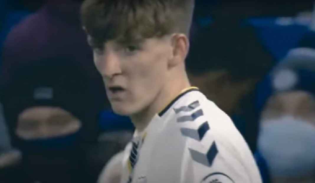 Anthony Gordon Buka Suara Usai Gagal Gabung ke Chelsea Penyebab Anthony Gordon Tak Gabung ke Chelsea