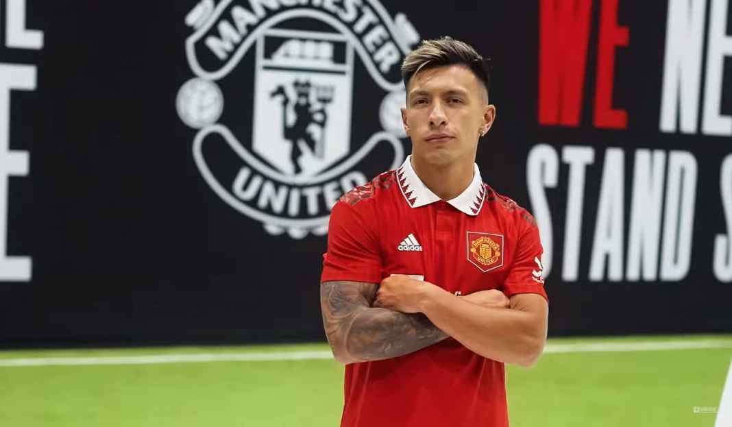 Argentina bakal minta MU istirahatkan Martinez Argentina Bakal Minta Man Utd Istirahatkan Bek 24 Tahun Ini Jelang Piala Dunia 2022