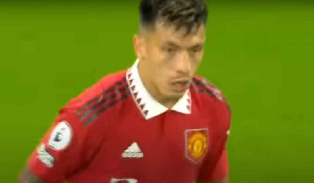 Bacary Sagna Terkesan dengan Lisandro Martinez Bacary Sagna Komentari Penampilan Lisandro Martinez