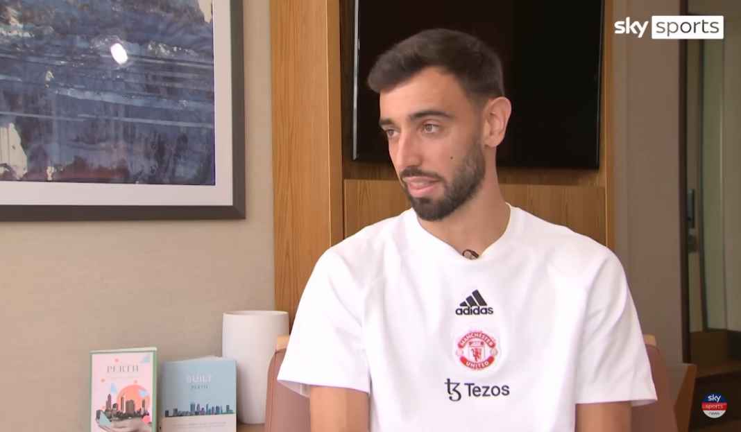 Bruno sempat marah karena dilarang gabung Spurs Bruno Fernandes Akui Sempat Marah Dicegah Sporting Gabung Tottenham Hotspur