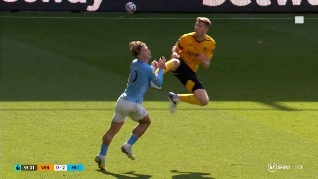 Jack Grealish, Nathan Collins Kemenangan Man City Diwarnai Tendangan Karate Terhadap Jack Grealish, Kartu Merah Deh