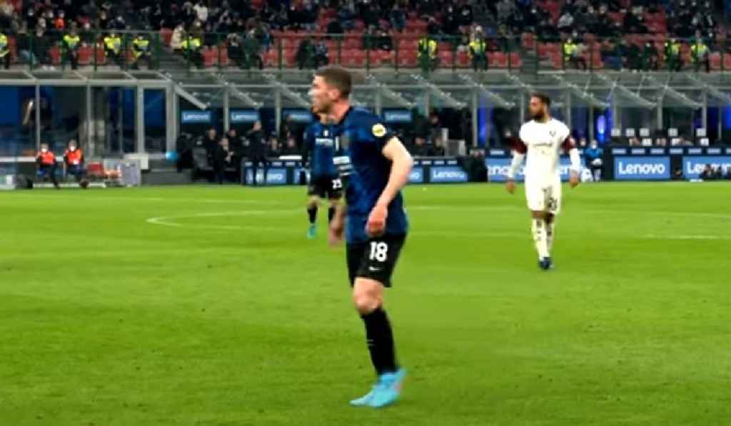 Lini Belakang Keropos, Leicester City Bidik Bek Inter Milan