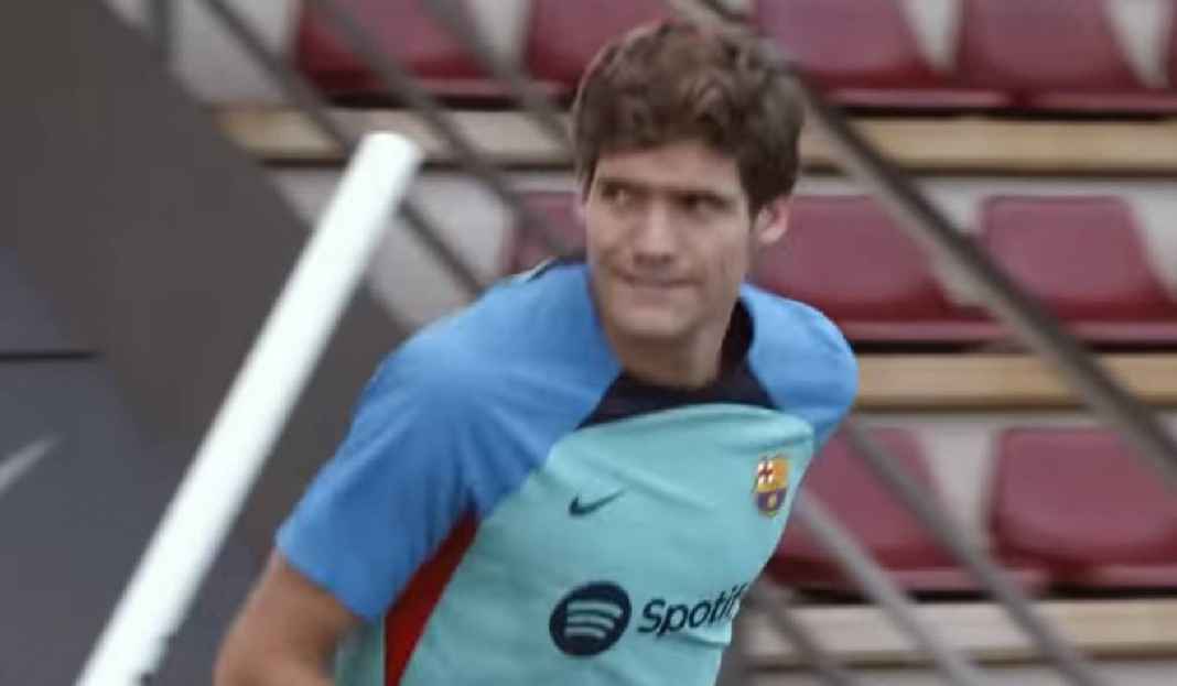 Marcos Alonso Bakal Jalani Debut Starter Kontra Bayern Munchen Bayern Munchen vs Barcelona, Menanti Debut Starter Marcos Alonso