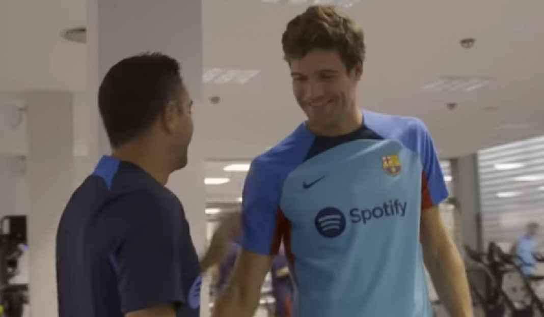Marcos Alonso Dinilai Pantas Gusur Posisi Jordi Alba di Barcelona