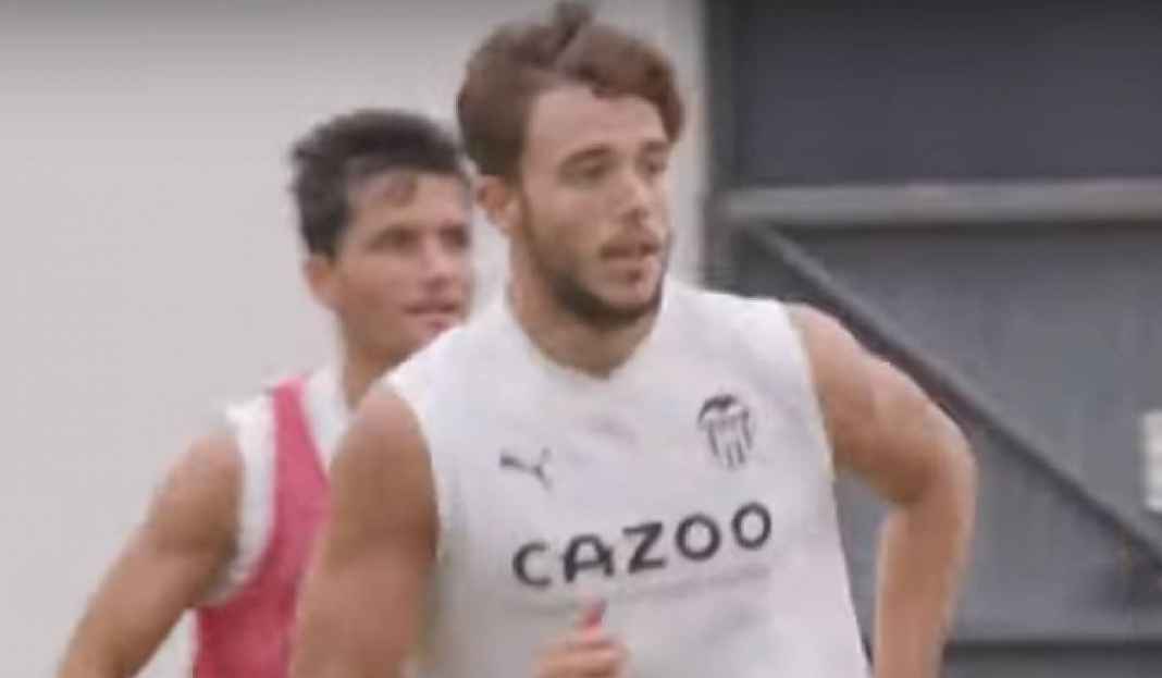 Barcelona Mau Tarik Pemain yang Dipinjamkan ke Valencia