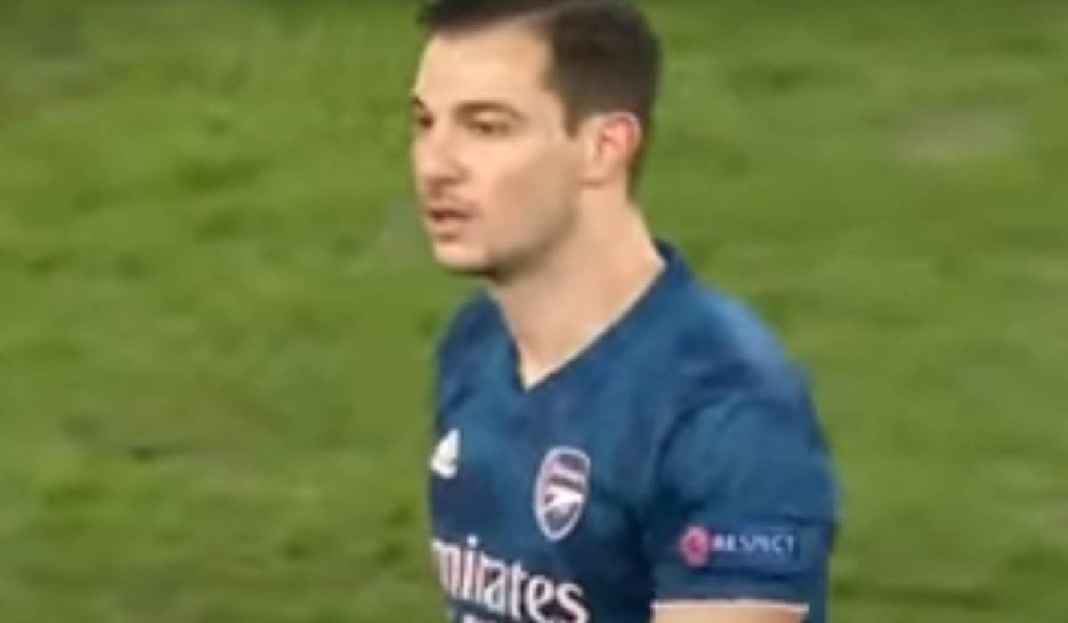 Arsenal Lagi Bagus, Eh Cedric Soares Ngeluh Nih!