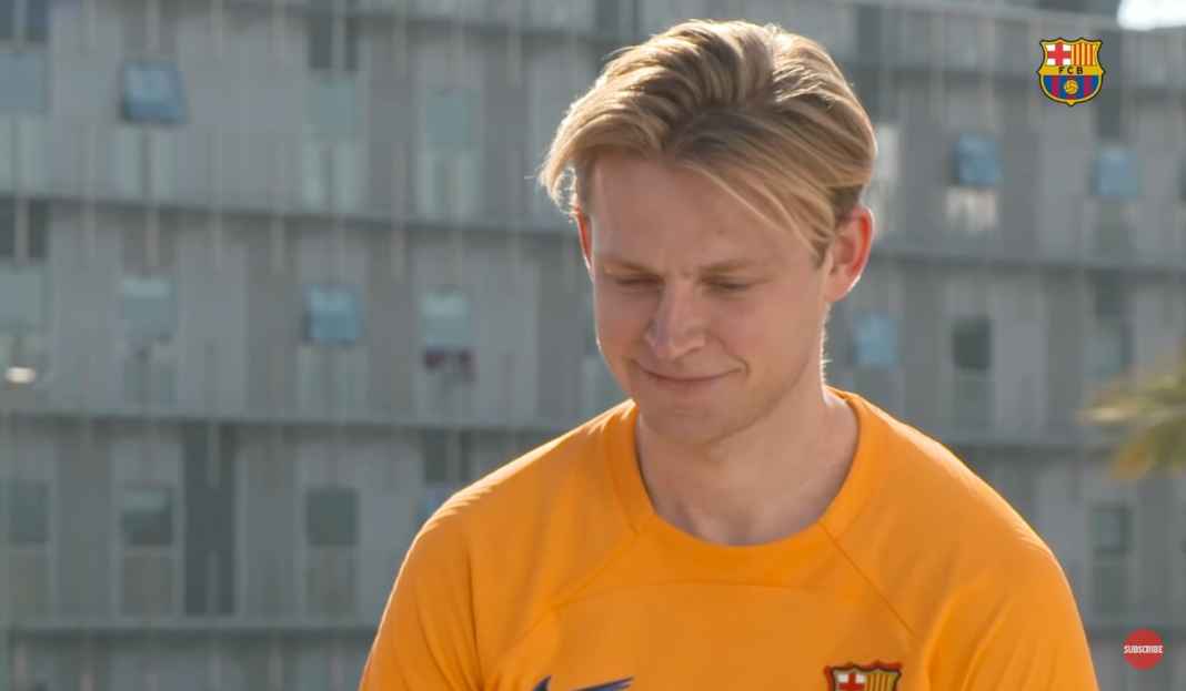 De Jong bisa tinggalkan Barcelona Barcelona Degradasi ke Liga Europa, De Jong Akhirnya Merapat ke Manchester United?