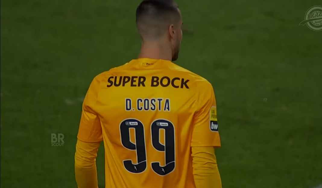 Diogo Costa diminati Barca Barcelona Berniat Bajak Kiper Target Man Utd Ini Sebagai Suksesor Ter Stegen