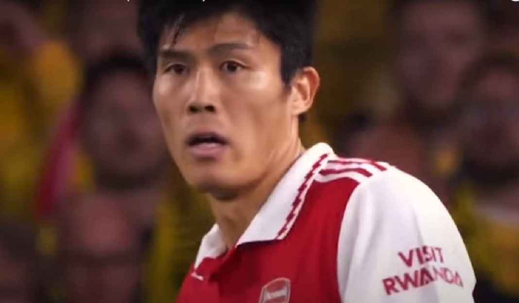 Takehiro Tomiyasu Pede Banget Arsenal Sikat Liverpool Alasan Takehiro Tomiyasu Optimis Arsenal Bisa Kalahkan Liverpool