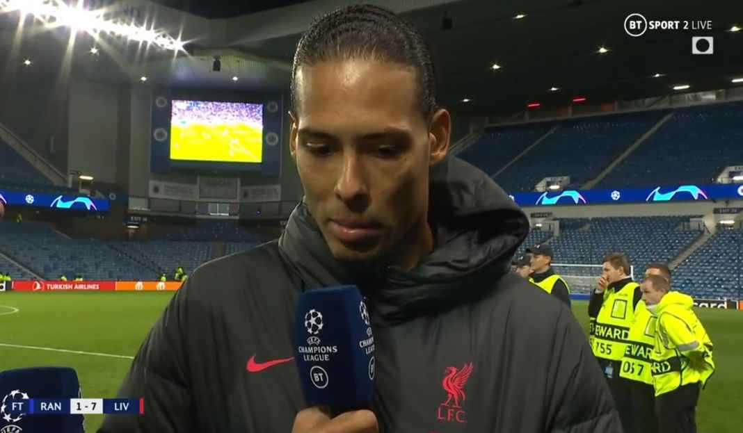 Van Dijk senang dengan kemenangan Liverpool Van Dijk Sanjung Rekan-Rekannya Usai Pesta Tujuh Gol Liverpool, Kini Bidik Man City