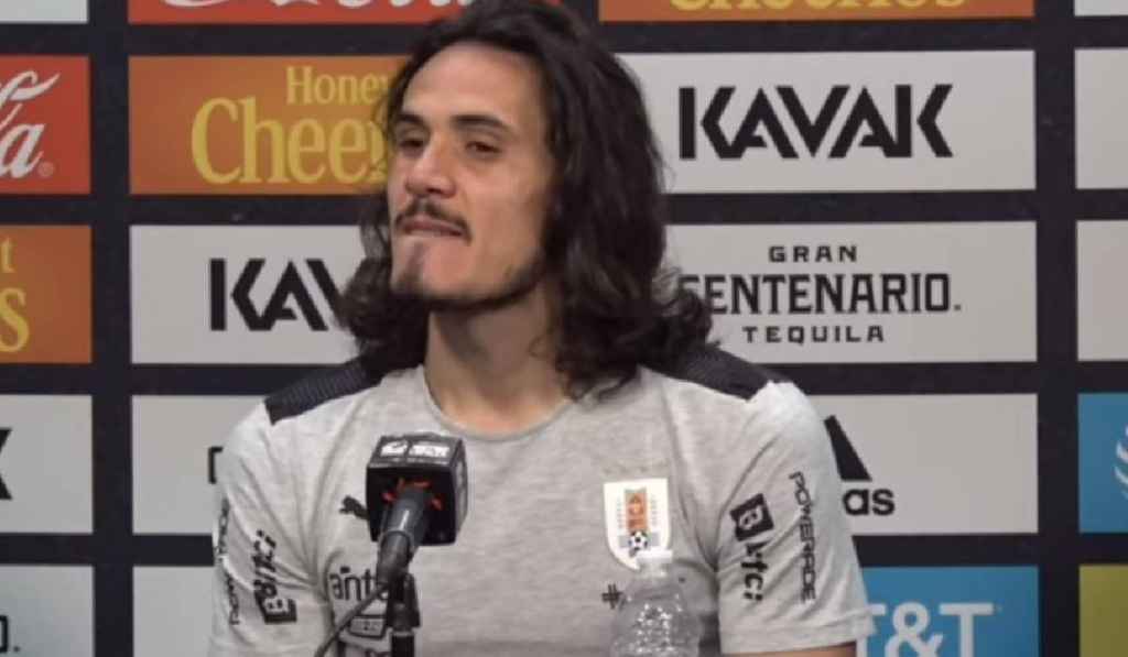 Masih Cedera, Edinson Cavani Diragukan Bela Uruguay di Piala Dunia 2022