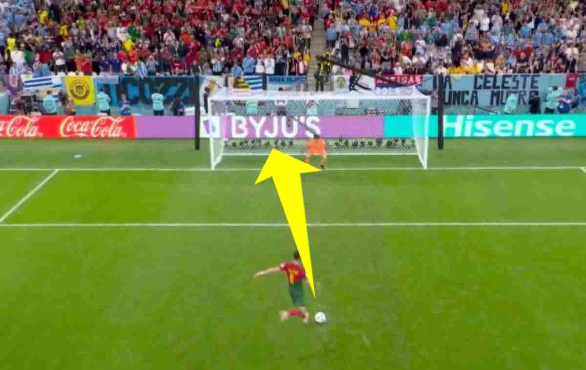 Gol penalti Bruno Fernandes mengunci kemenangan Portugal atas Uruguay di Piala Dunia 2022