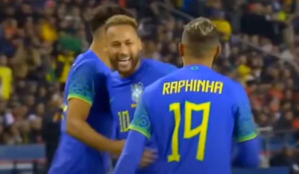 Roberto Carlos Ragu Brasil Juara Piala Dunia 2022, Ini Alasannya