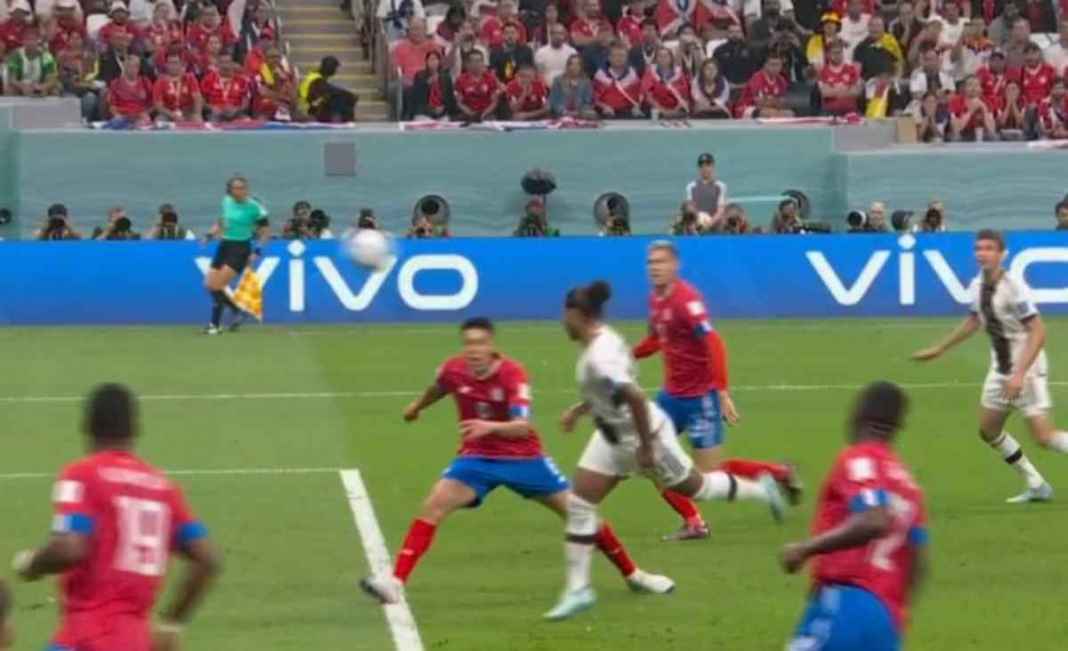 Gol pertama Jerman ke gawang Kosta Rika yang dicetak oleh Serge Gnabry di matchday terakhir Grup E Piala Dunia 2022 Gol pertama Jerman ke gawang Kosta Rika yang dicetak oleh Serge Gnabry di matchday terakhir Grup E Piala Dunia 2022