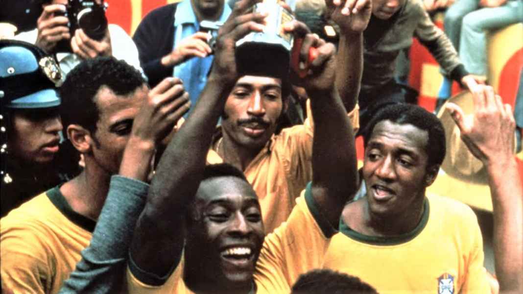 Pele, timnas Brasil Beberapa Rekor Pele Tidak Akan Pernah Terpecahkan, Bahkan oleh CR7 atau Messi