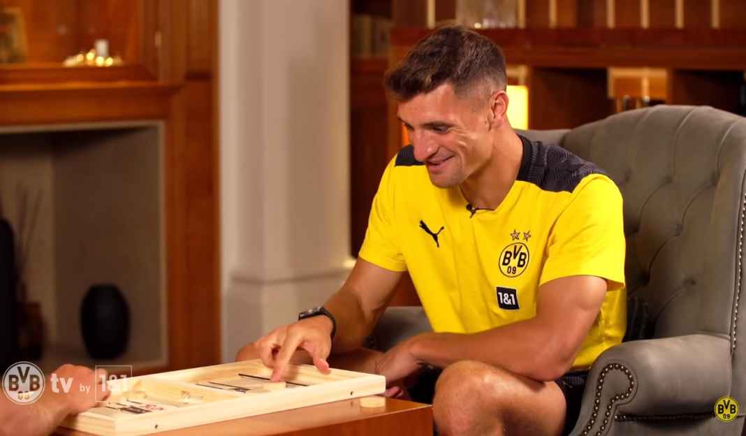 Thomas Meunier, Borussia Dortmund Thomas Meunier, Borussia Dortmund
