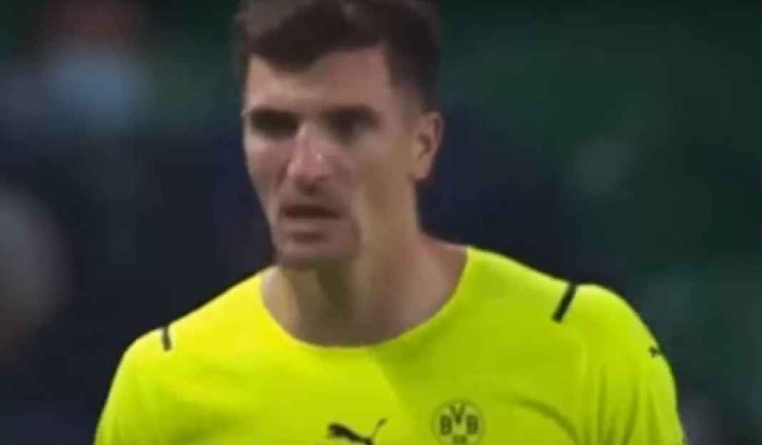 Thomas Meunier, Borussia Dortmund Thomas Meunier, Borussia Dortmund