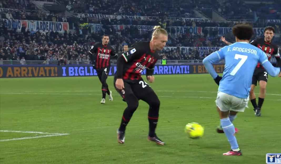 AC Milan saat dibantai Lazio 4-0 Liga Italia : AC Milan Ingin Akhiri Periode Negatif Saat Jamu Pasukan Alessio Dionisi
