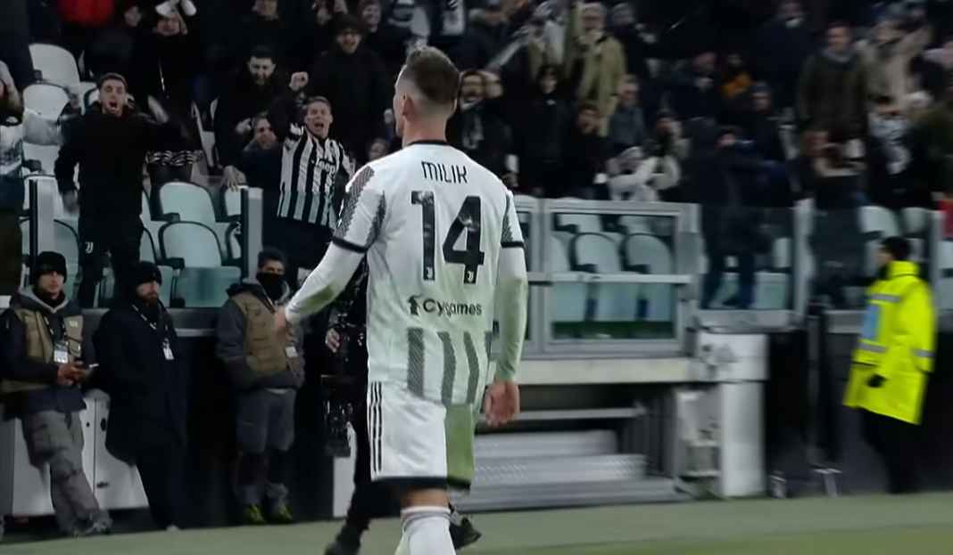 Arkadiusz Milik selebrasi gol vs Atalanta Liga Italia : Juventus Hindari Penurunan Klasemen Lebih Lanjut Jelang Jamu Biancorossi