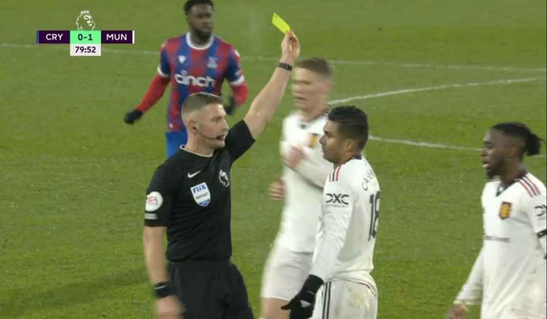 Casemiro dikartu kuning saat vs Crystal Palace Perjudian Ten Hag Berakhir Buruk, Casemiro Diskors Kontra Arsenal, Fans Bisa Marah Besar!