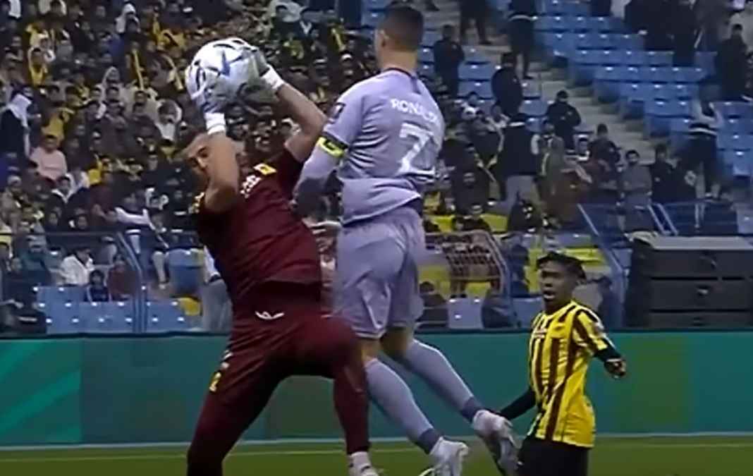 Cristiano Ronaldo Undang Rekan-rekannya di Manchester United ke Arab Saudi Cristiano Ronaldo Undang Rekan-rekannya di Manchester United ke Arab Saudi