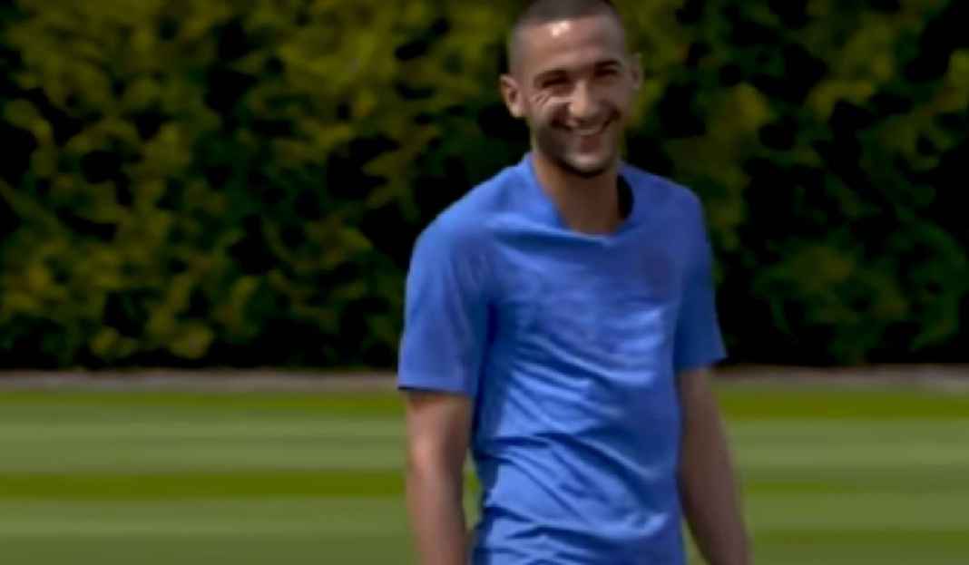Hakim Ziyech Lagi Latihan di Chelsea Alasan Mengapa Hakim Ziyech Belum Bisa Main Reguler di Chelsea