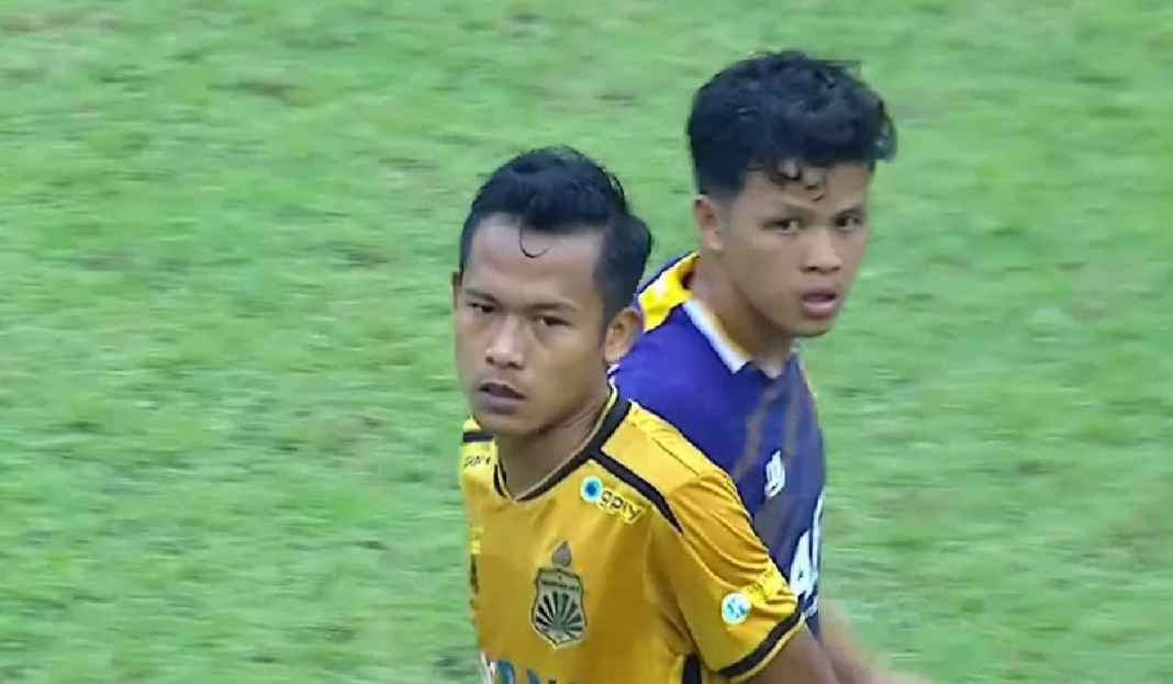Hasil Bhayangkara FC vs Persik Kediri Hasil Bhayangkara FC vs Persik Kediri di Liga 1: Pemain Pengganti Antarkan Macan Putih Raih Kemenangan Kedua!