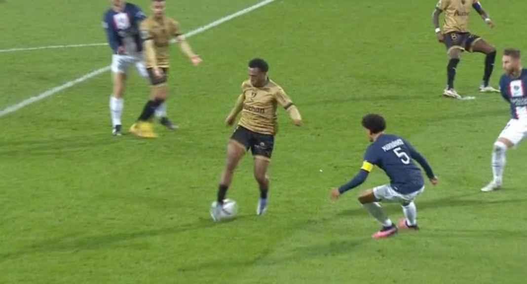 Hasil Lens vs PSG di Liga Perancis Hasil Lens vs PSG di Liga Perancis